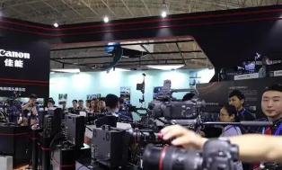 摄影摄像 活动跟拍 会议跟拍 直播推流 照片直播 宣传片拍摄 摄影摄像 活动跟拍 会议跟拍 直播推流 照片直播 宣传片拍摄